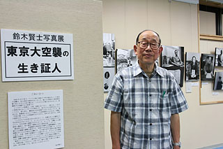 ��،��m����