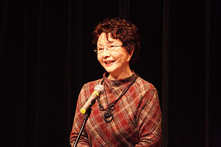 �n�Ӕ����q����̍u��