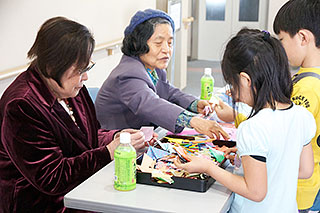 ���{��u�q����̐܂莆