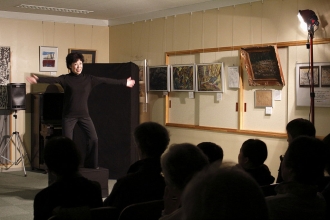 �L�͐����Ă���������鏗�D�̕���i�b����