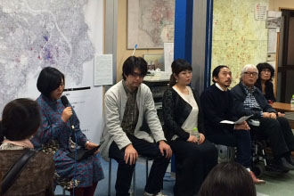 �f����Ƃ�������̔���