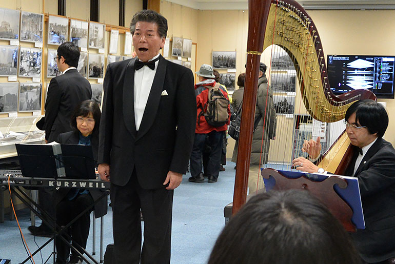 ���t�̗l�q